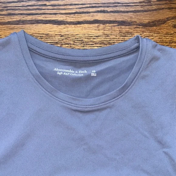 Abercrombie Tank in Dusty Blue - Picture 2 of 3